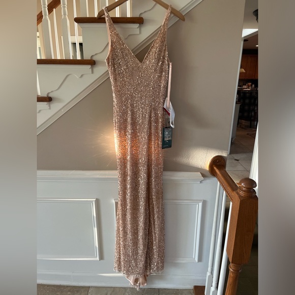 Mac Duggal Sequin High Slit Gown - Picture 3 of 16